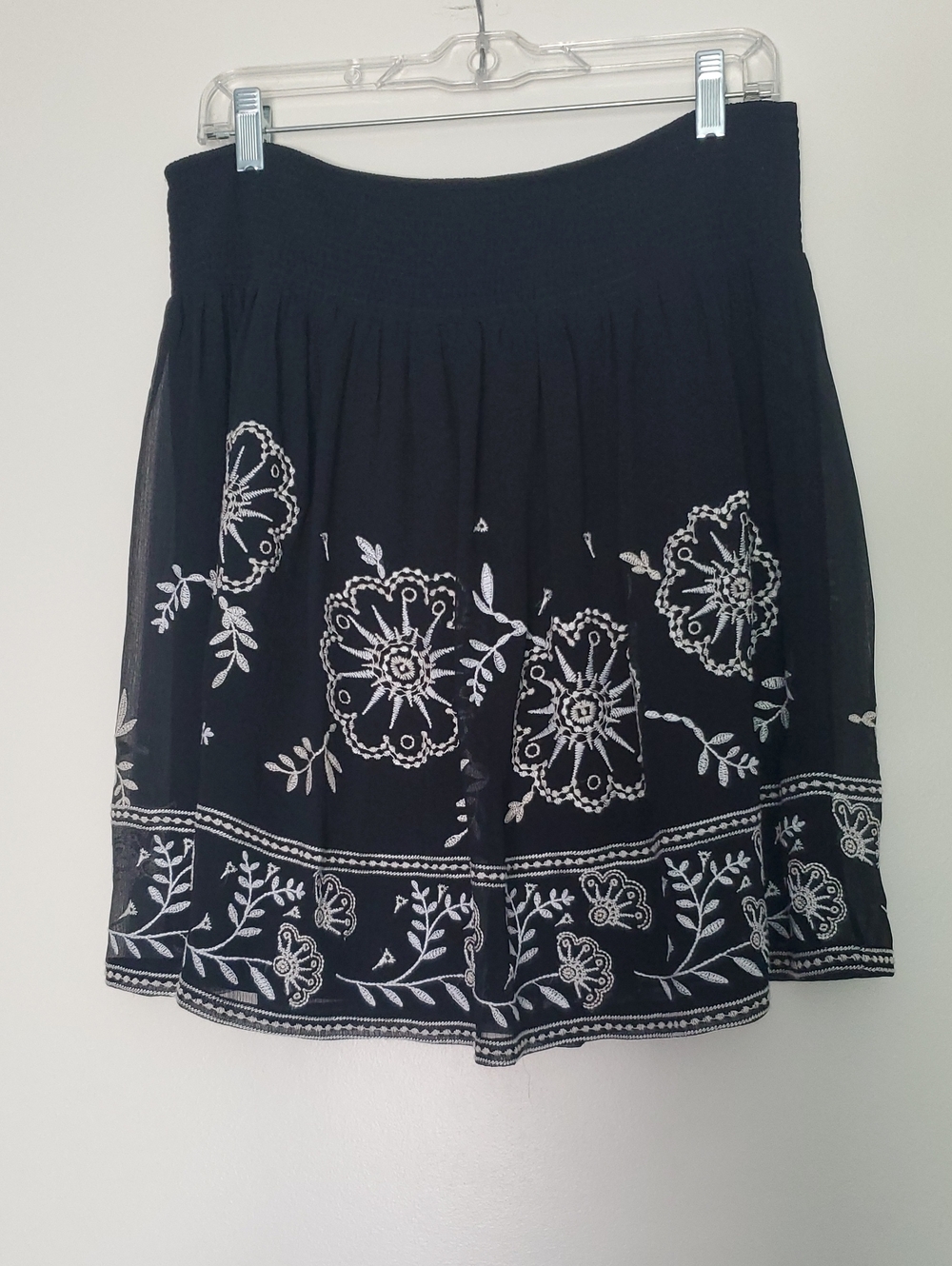 White House Black Market Black Skirt with White Floral Embroidery
